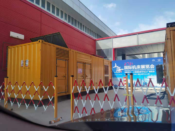 乐业发电车出租-发电机无电压或电压太低怎么办？