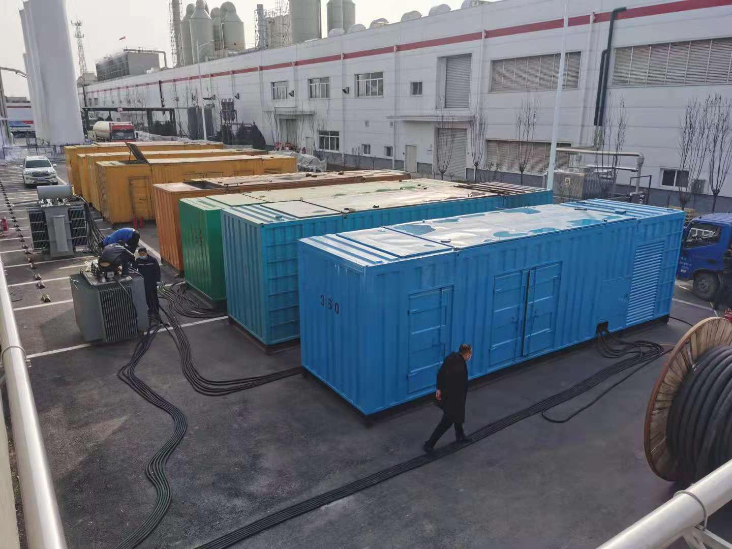 乐业发电机出租-两相发电机与三相发电机有何区别?
