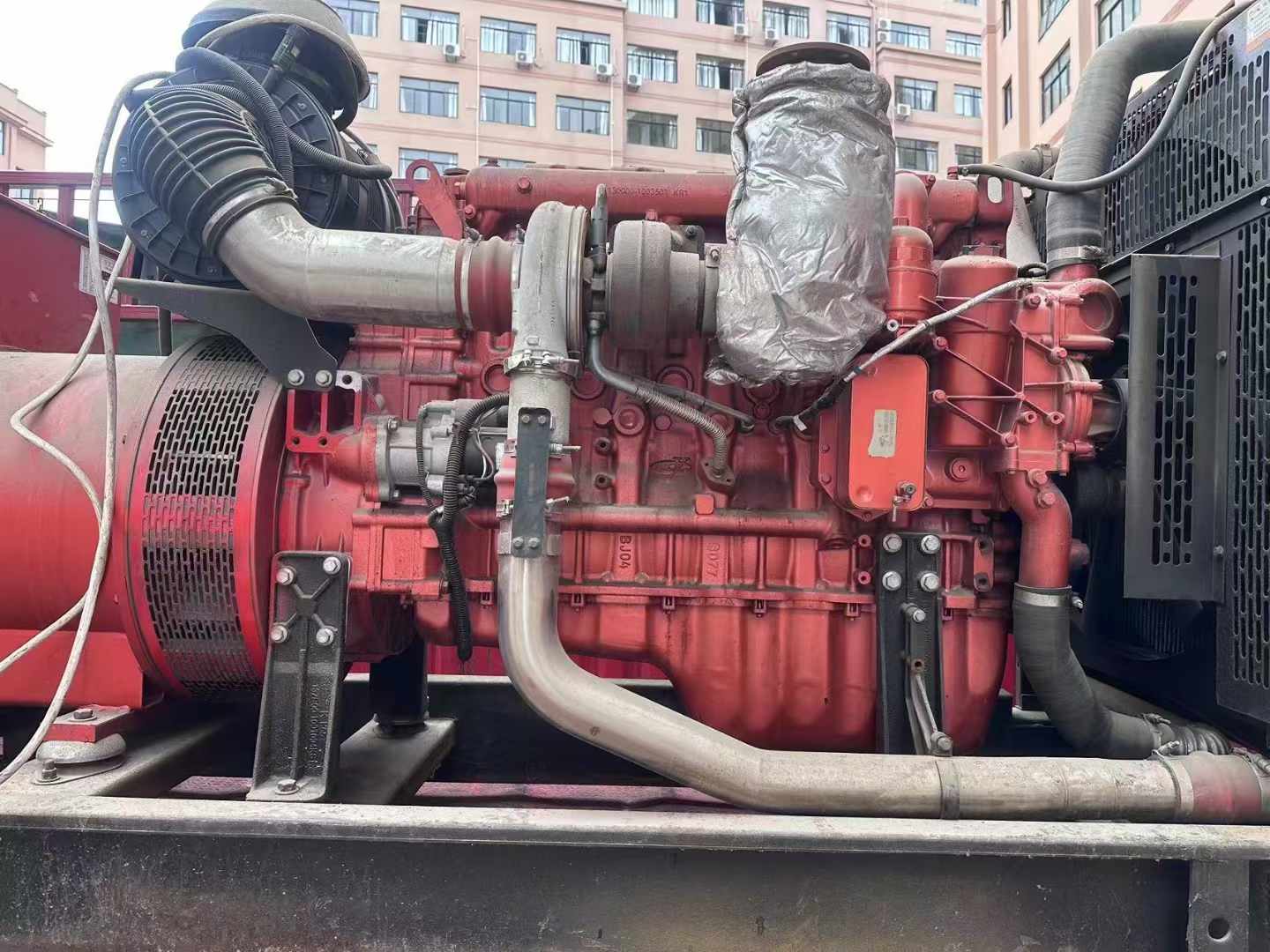 乐业如何选择适合 600kW 柴油发电机组的过载保护器？
